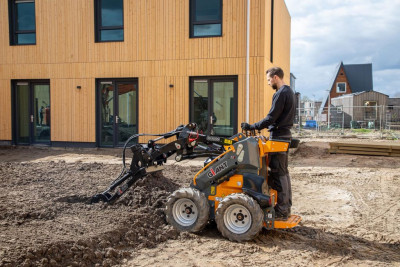 Giant GS800 Skid Steer Lader