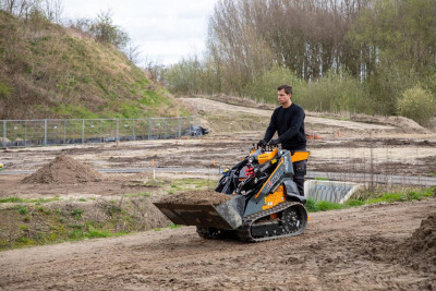 Giant GS950T Skid Steer Lader