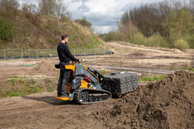 Giant GS950T Skid Steer Lader