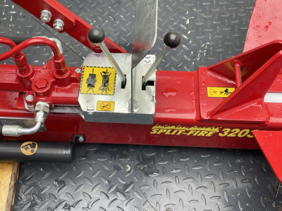 Split Fire 3203 Houtkloofmachine