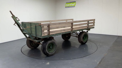 - - Platte Wagen
