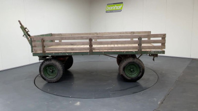 - - Platte Wagen