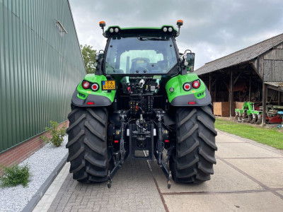 Deutz Fahr 6180 AGROTRON TTV Tractor