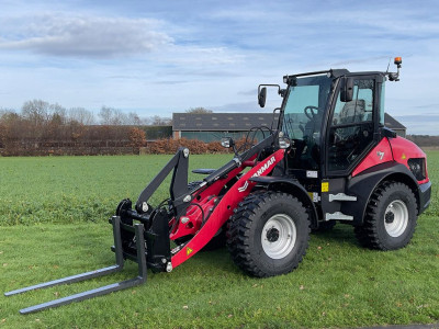 Yanmar V7 / V7-HW Shovel