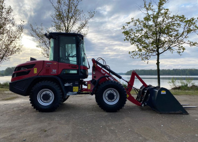 Yanmar V80-5 Shovel