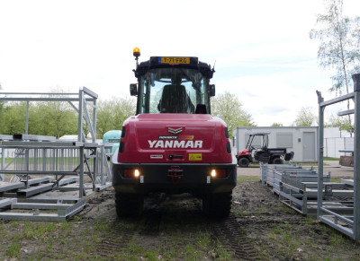 Yanmar V80-5 Shovel