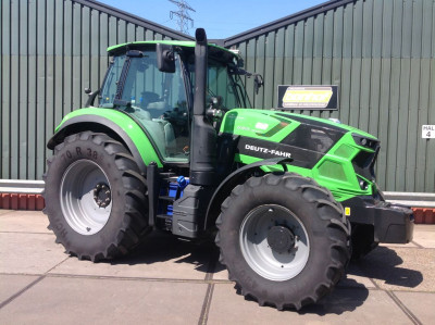 Deutz Fahr 6165 RC SHIFT Tractor