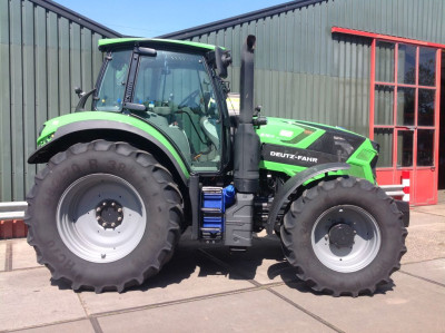 Deutz Fahr 6165 RC SHIFT Tractor