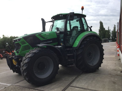 Deutz Fahr 6175 RC Shift Tractor