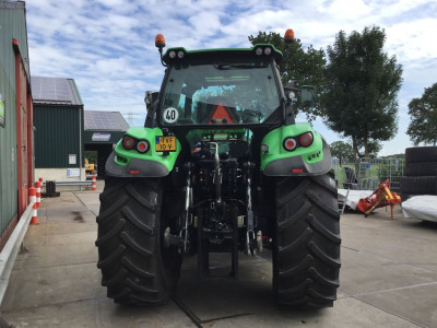 Deutz Fahr 6175 RC Shift Tractor