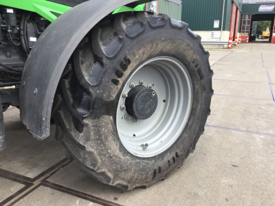 Deutz Fahr 6175 RC Shift Tractor