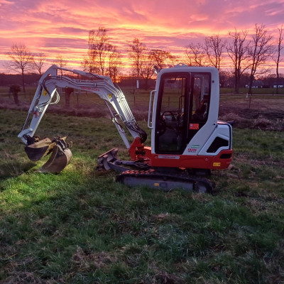 Onlangs afgeleverd, Takeuchi TB225 LSA Extra