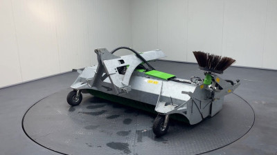 Zocon VM-240 Veegmachine