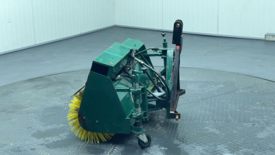 - 3 PUNT Trekker Bezem