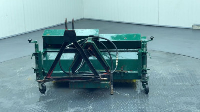 - 3 PUNT Trekker Bezem