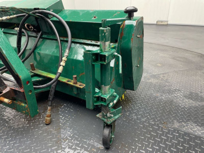 - 3 PUNT Trekker Bezem