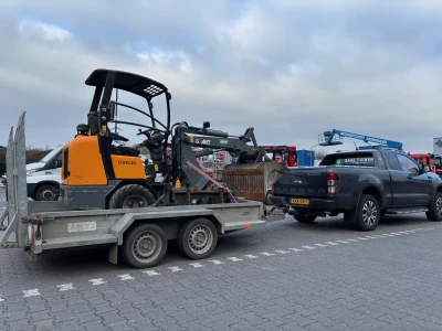 Gebruikte Giant 263S en gebruikte Kubota U10 5 minikraan.