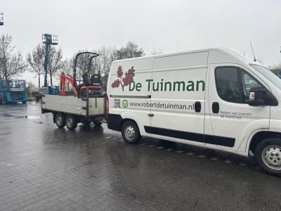 Gebruikte Giant 263S en gebruikte Kubota U10 5 minikraan.