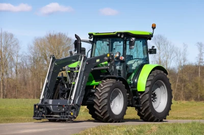 Nieuwe Deutz Fahr 6115c met extra brede Stoll frontlader