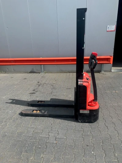 Hyster, EP stapelaar,  Euroscaffold rolsteiger, Giant, Split-Fire