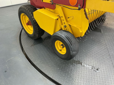 New Holland 575 Pers