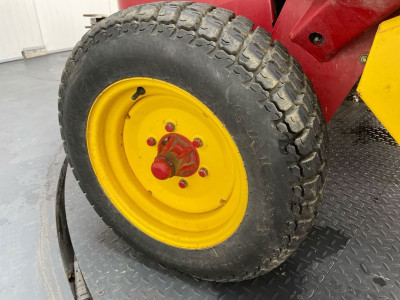 New Holland 575 Pers