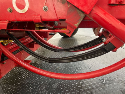 New Holland 575 Pers