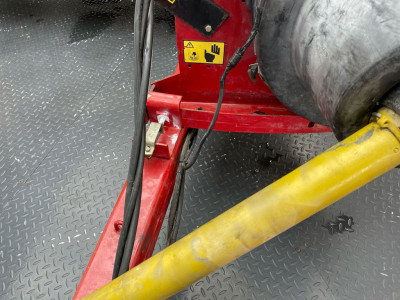 New Holland 575 Pers