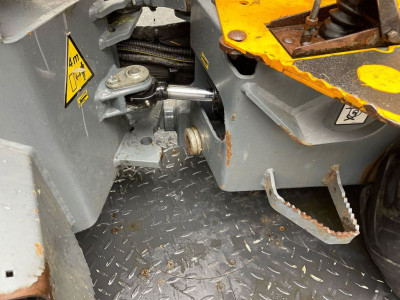 Giant G1200 Shovel