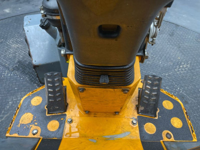 Giant G1200 Shovel