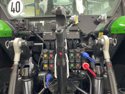 Deutz Fahr 6115 C TTV Tractor