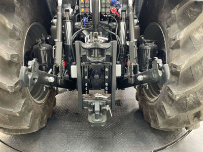Deutz Fahr 6115 C TTV Tractor
