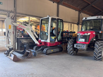 Takeuchi minigravers