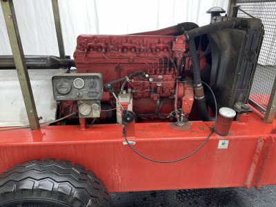 - - Motorpomp Spuit
