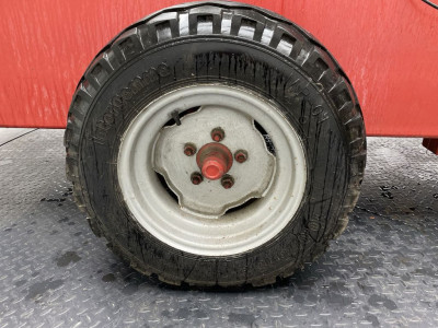 - - Motorpomp Spuit